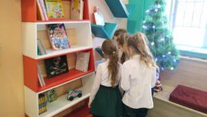 Маленькие читатели в модельной детской библиотеке